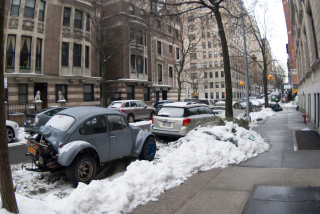 Illustration for article titled I Found A Streetparked Baja Bug!
